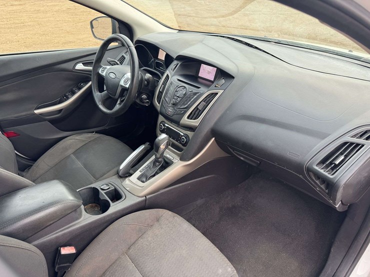 2012-ford-focus-sel-4-door-sedan---115,557-miles-image-13