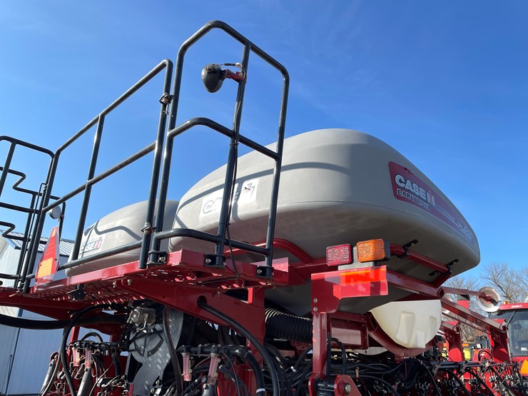 2020-case-ih-2150-image-37