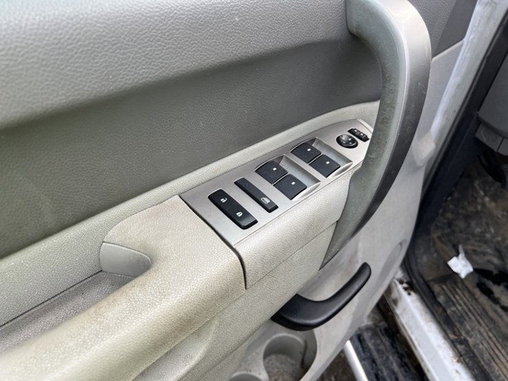 2012-gmc-sierra-extra-cab-4x4-pickup-image-24