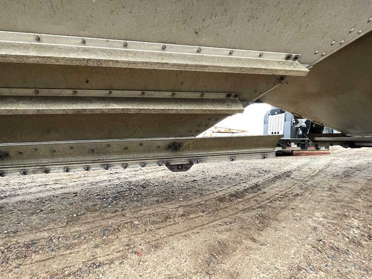 #1032-•-2011-timpte-inc.-grain-trailer-(has-mn-salvage-title)-image-29
