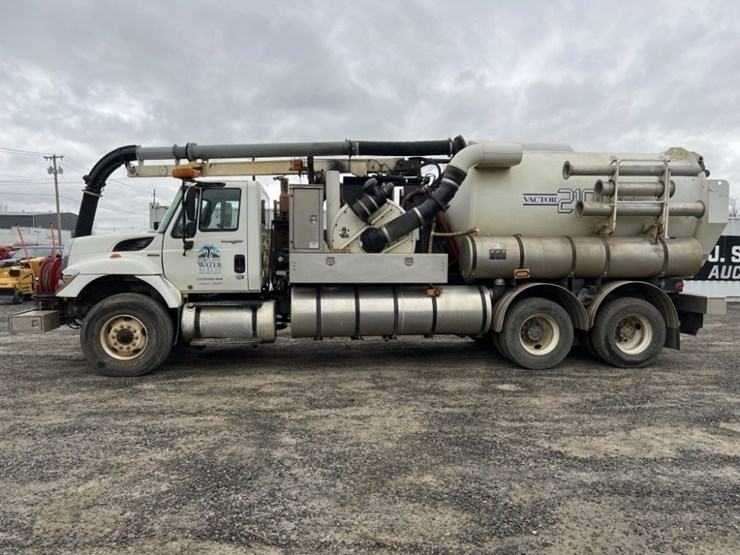 2008-vactor-2110-image-7