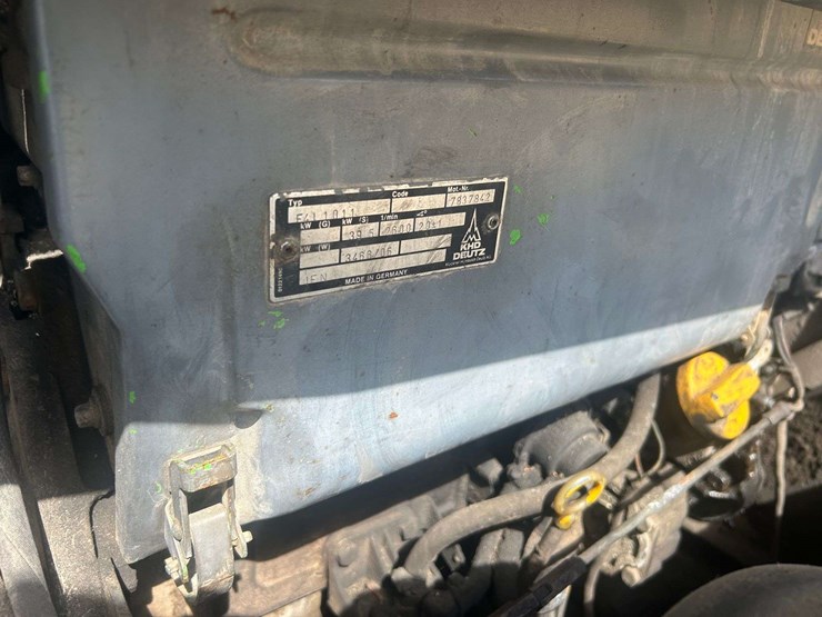 1990-atlas-copco-185-cfm-image-9