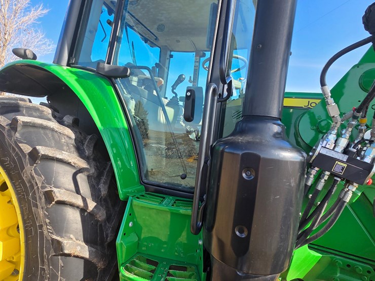 2020-john-deere-6155m-image-15