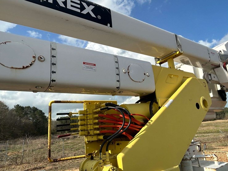 2013-dodge-ram-5500hd-image-16