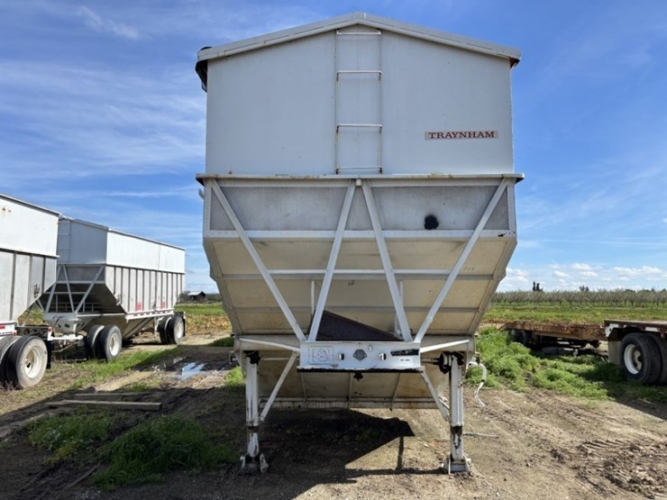 1968-titan-trailer-image-8