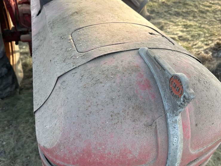 massey-ferguson-444-image-3