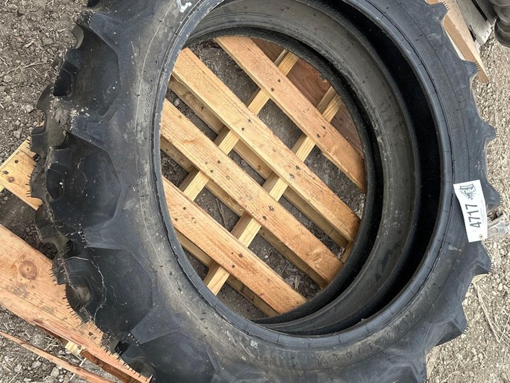 (2)-firestone-9.5-32-tires-(wf)-image-2