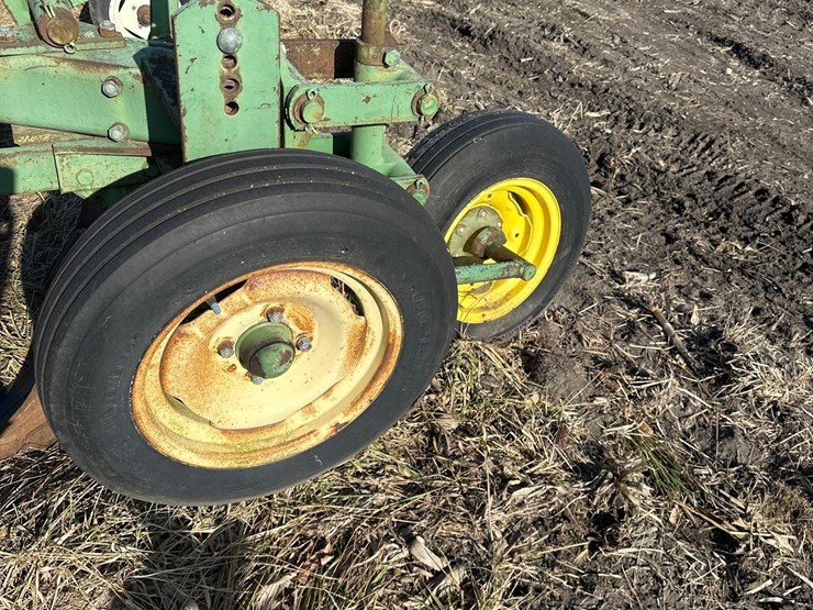 john-deere-3100-image-5