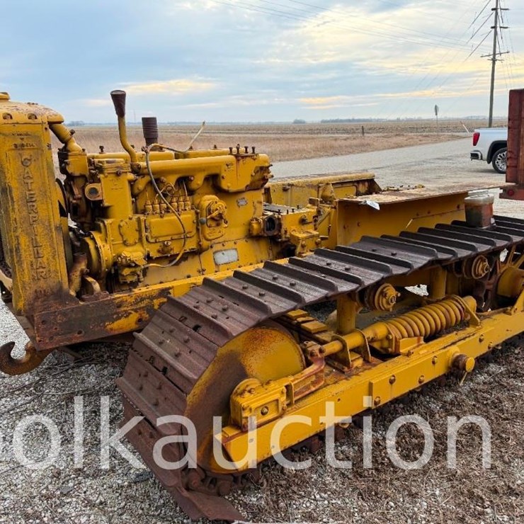 CATERPILLAR D6