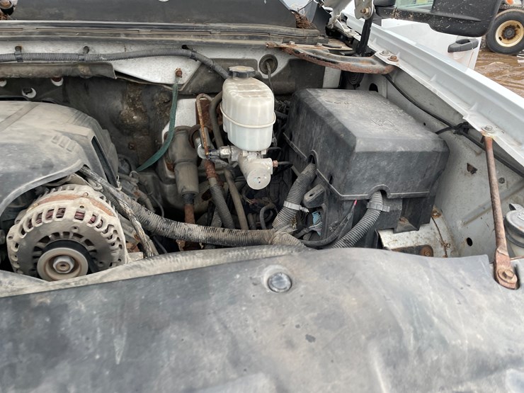 2009-chevrolet-silverado-2500-image-21