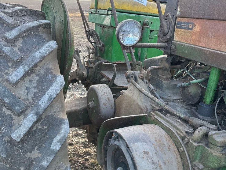 john-deere-720-image-5