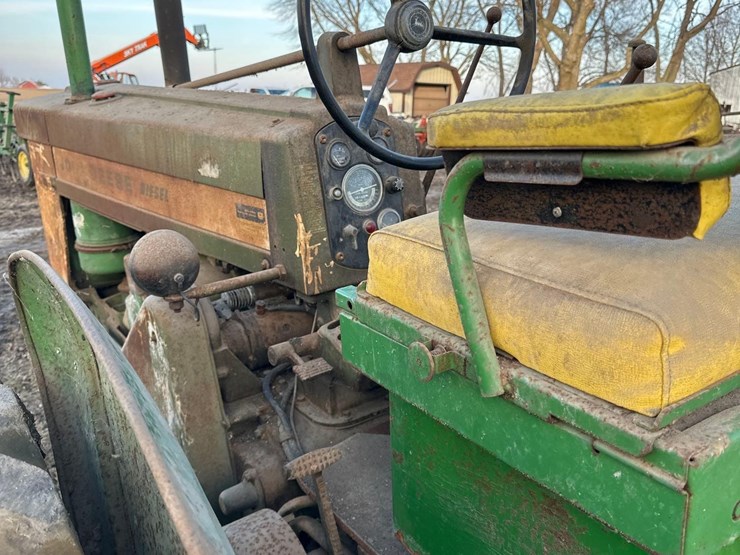 john-deere-720-image-13