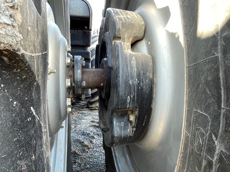 case-ih-magnum-315-image-45