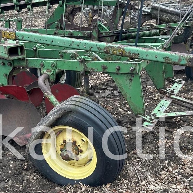 5 BOTTOM PULL TYPE PLOW - 14" (HESS)