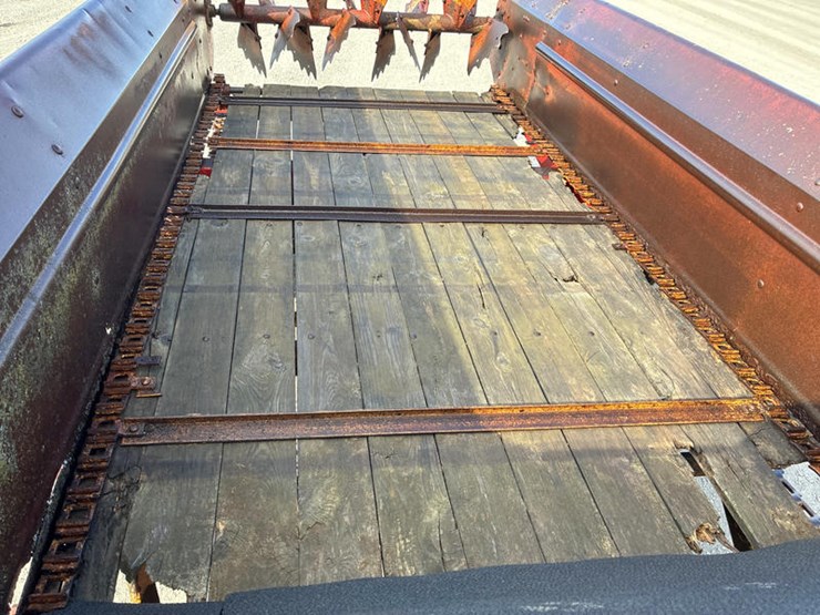 new-holland-513-image-8