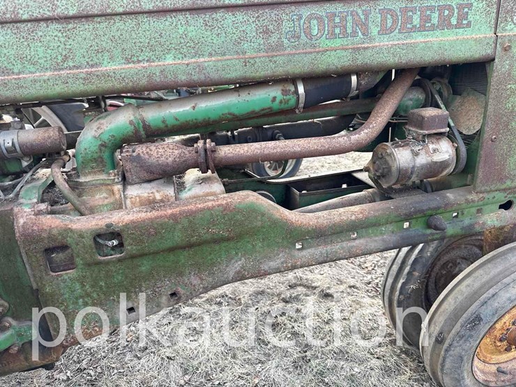 john-deere-b-image-5