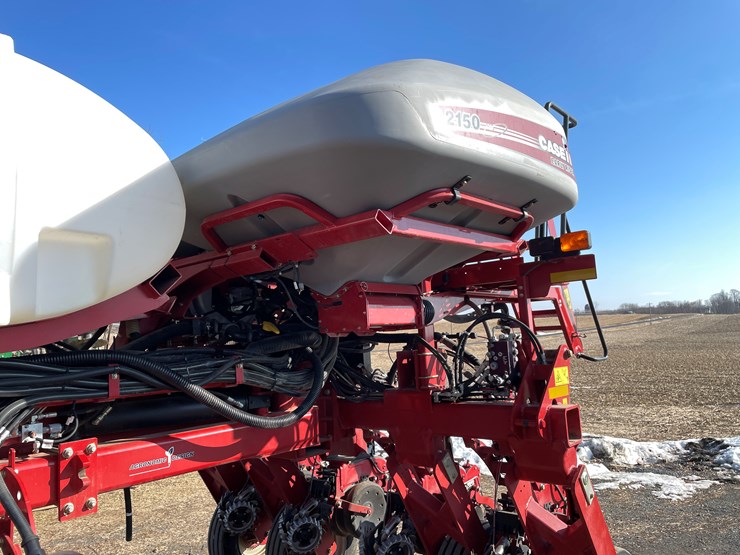 2020-case-ih-2150-image-26