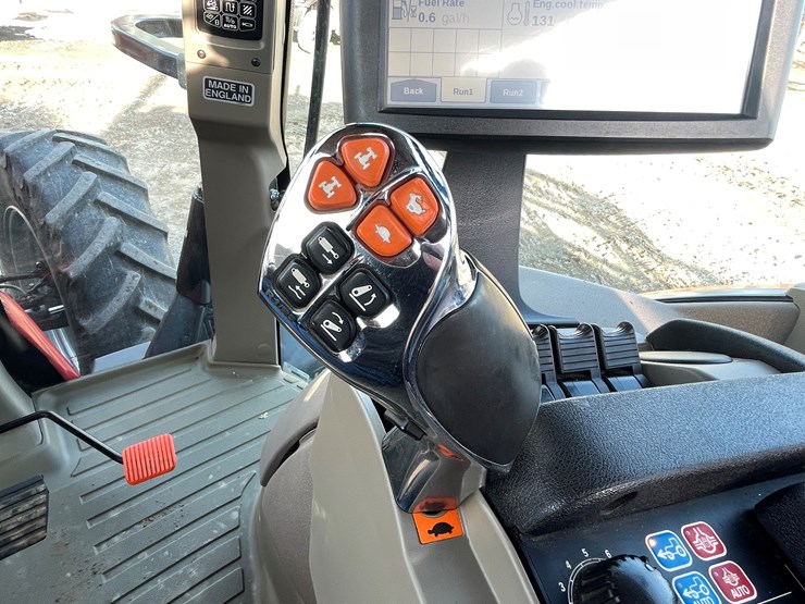 #101-•-case-ih-185-puma-tractor-(2nd-owner)-image-62