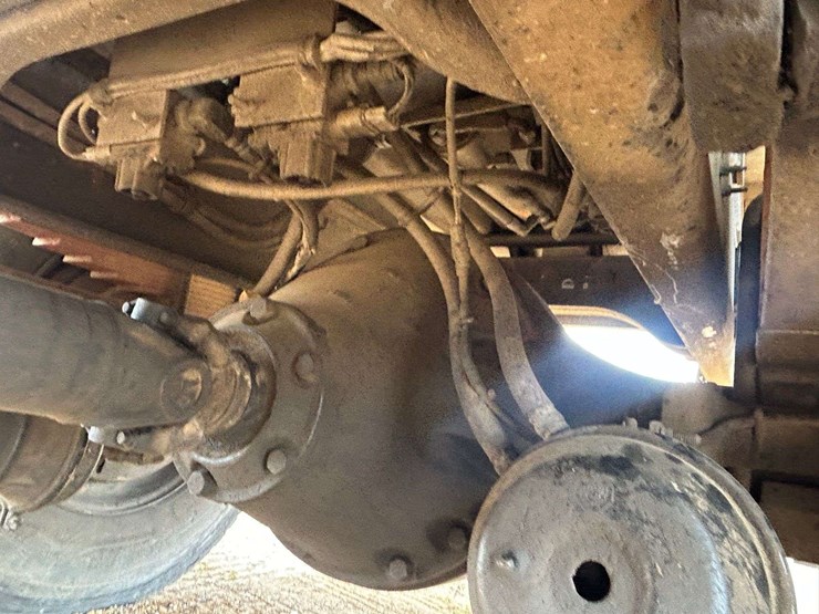 1999-international-4700-image-37