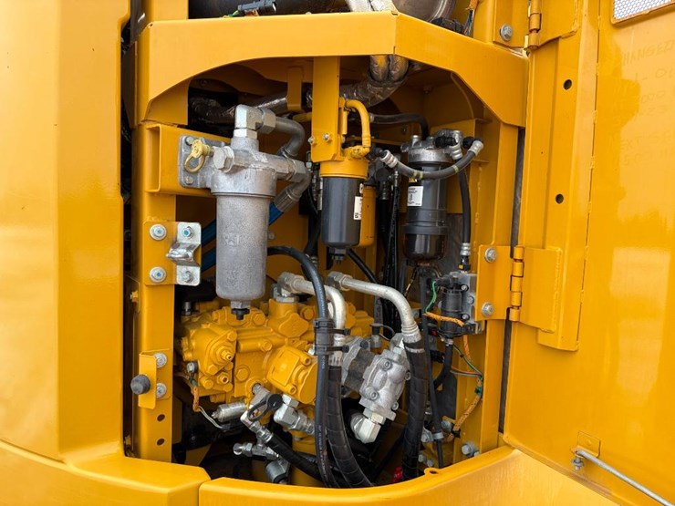 caterpillar-315f-lcr-image-40