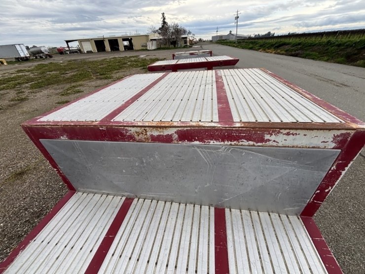 2016-dc-t/a-double-drop-pup-trailer-image-26