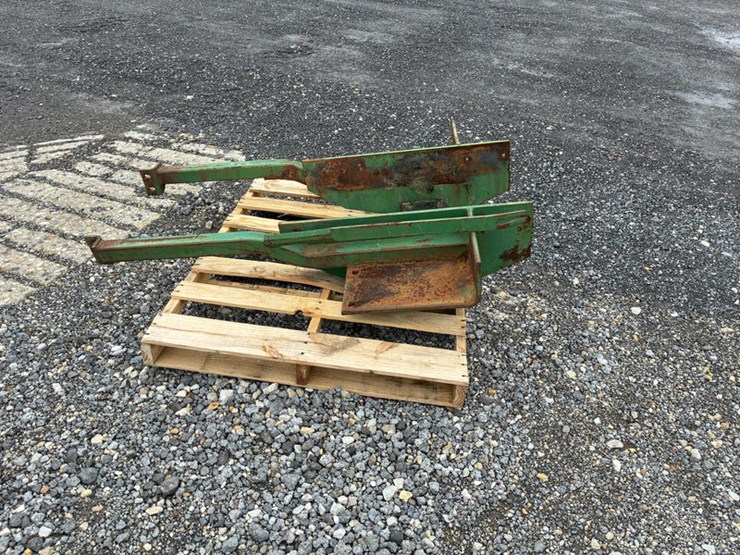 john-deere-158-image-4