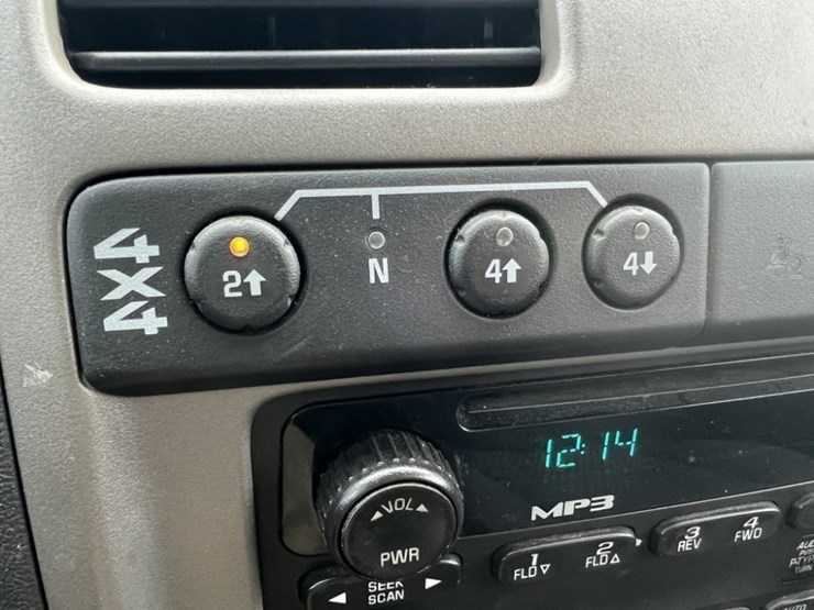 2006-chevrolet-colorado-image-31