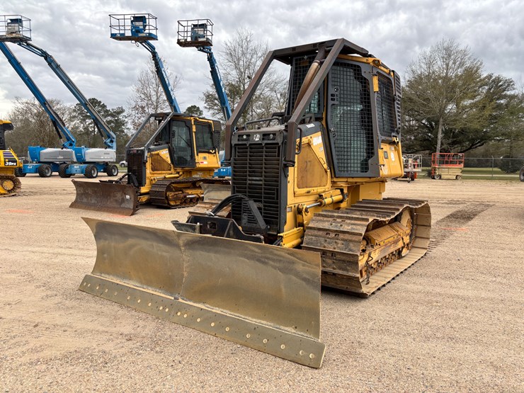 deere-650h-lgp-image-2