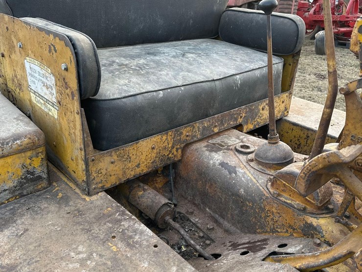 caterpillar-50-diesel-crawler-(sn#-1e1403)-(hess)-image-10