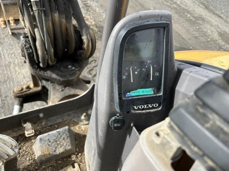 2019-volvo-ecr40d-image-15