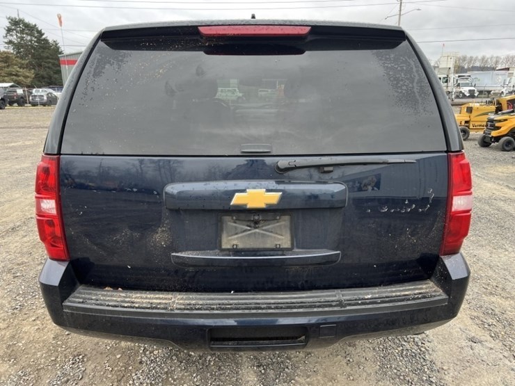 2014-chevrolet-tahoe-image-5