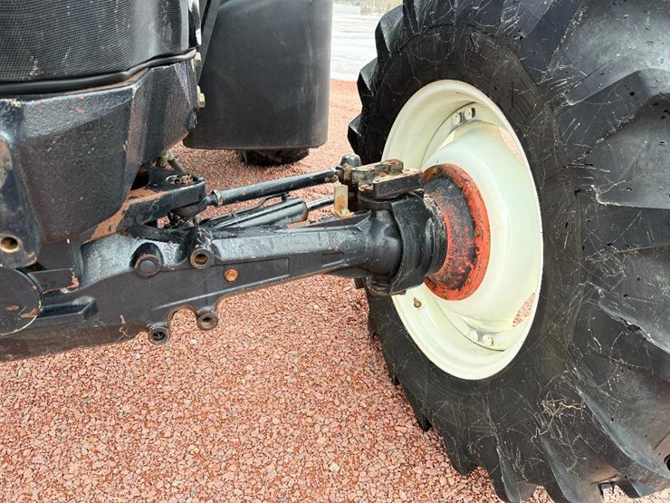 new-holland-ts115a-image-41