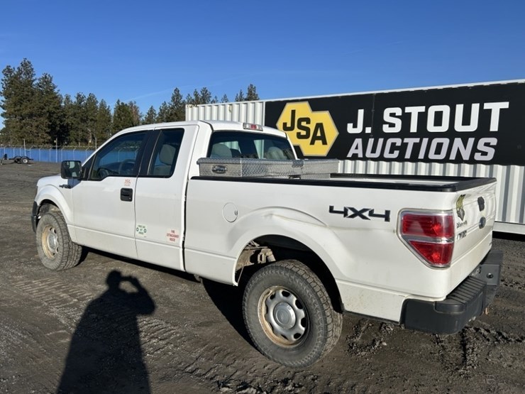 2014-ford-f150-xl-image-3