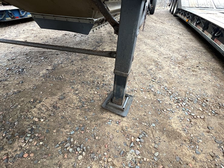#1032-•-2011-timpte-inc.-grain-trailer-(has-mn-salvage-title)-image-14
