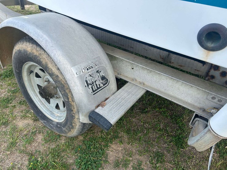 2001-sea-pro-sv1700cc-boat-image-7