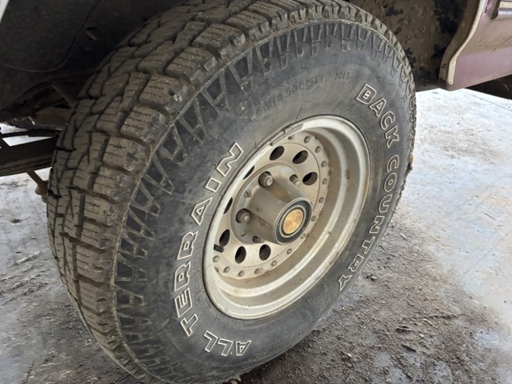 1991-ford-bronco-image-10