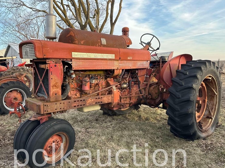 farmall-560-lp-(sn#-5325)-(hess)-image-1