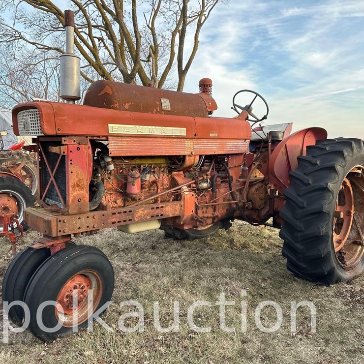 FARMALL 560 LP (SN# 5325) (HESS)