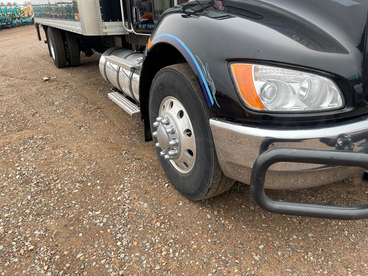 2022-kenworth-t370-image-6