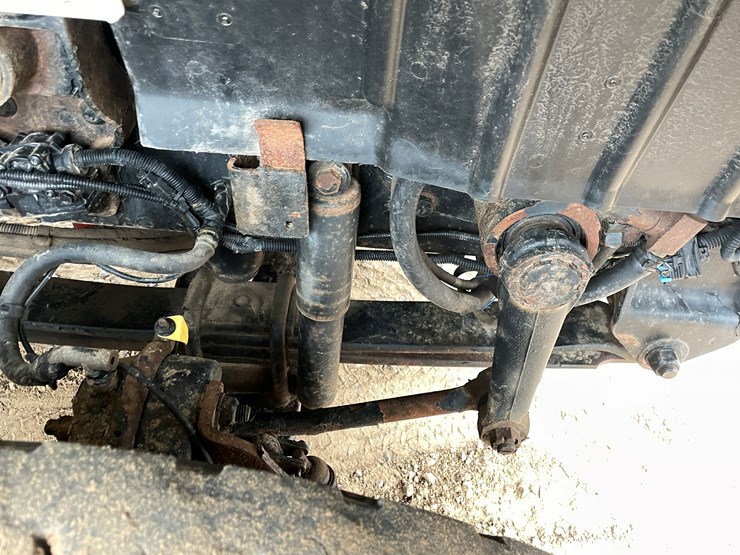 #1037-•-2009-international-navistar-fuel-truck-(has-mn-title)-image-57