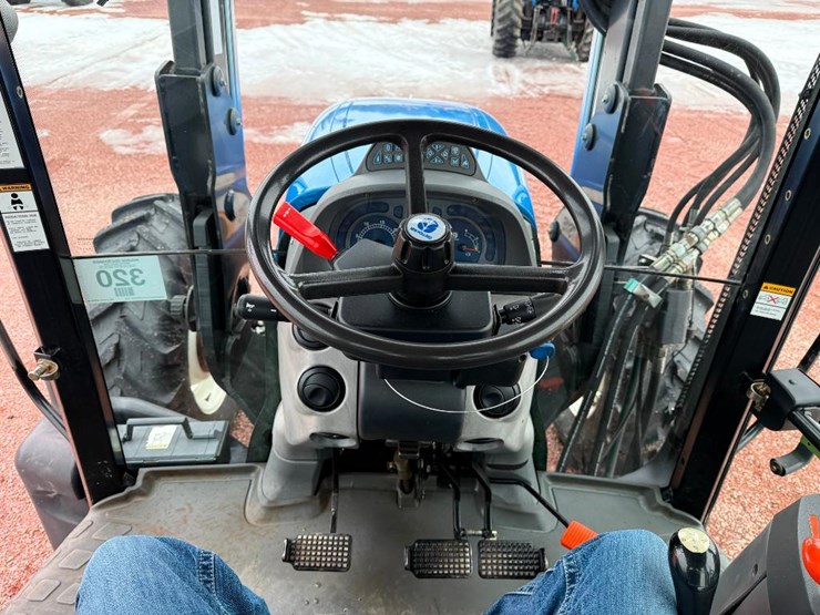 new-holland-ts115a-image-59