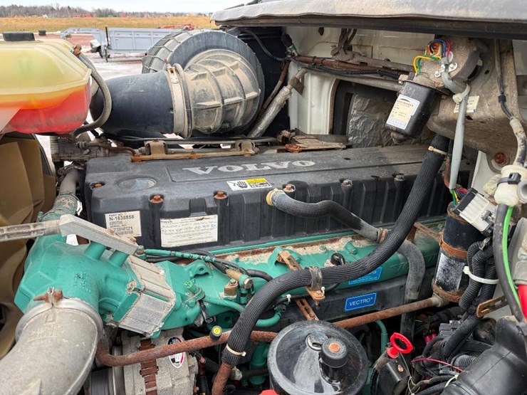 #280-•-lot-280-image-49