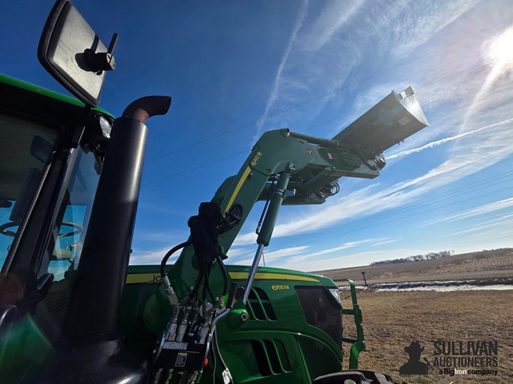 2020-john-deere-6155m-image-17