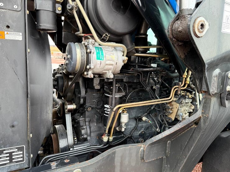 new-holland-ts115a-image-42