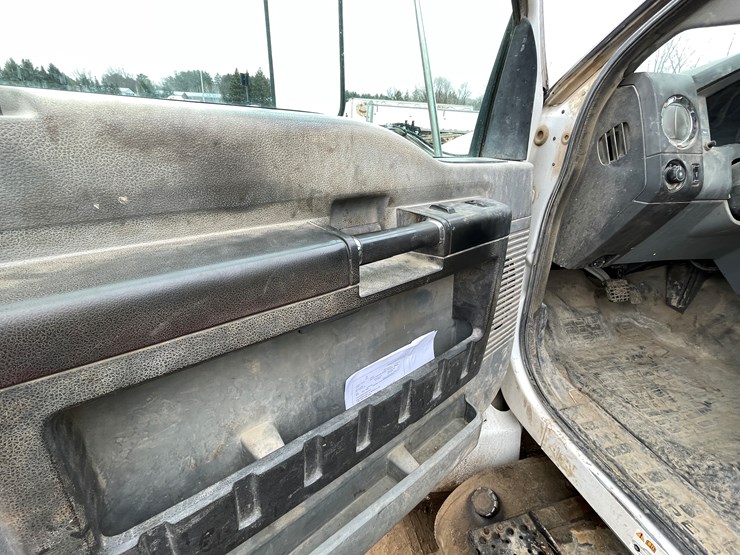 2012-ford-f650-image-41