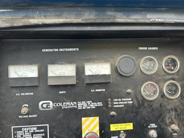 john-deere-208-image-24