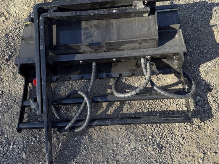 #234-•-mini-skid-steer-hydraulic-side-shift-forks-image-2