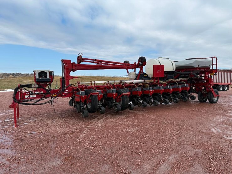 2008-case-ih-1250-image-1