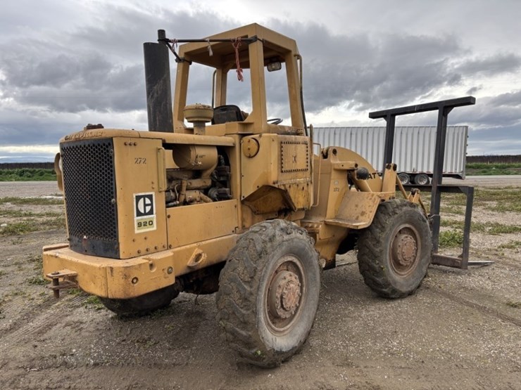 1970-caterpillar-920-image-5