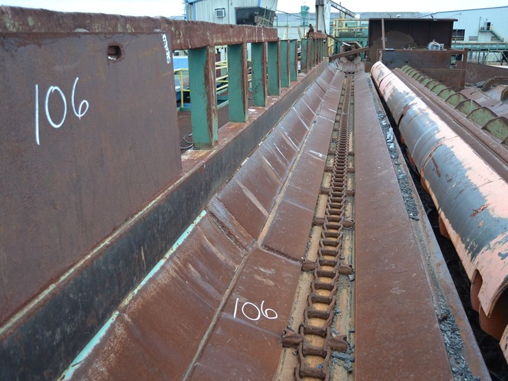65'-endwise-log-trough-w/-back-stop-no-drive-w/-steel-support-image-2
